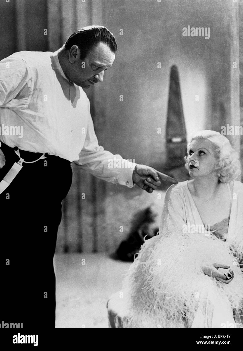 WALLACE BEERY, Jean Harlow, ABENDESSEN IN ACHT, 1933 Stockfoto