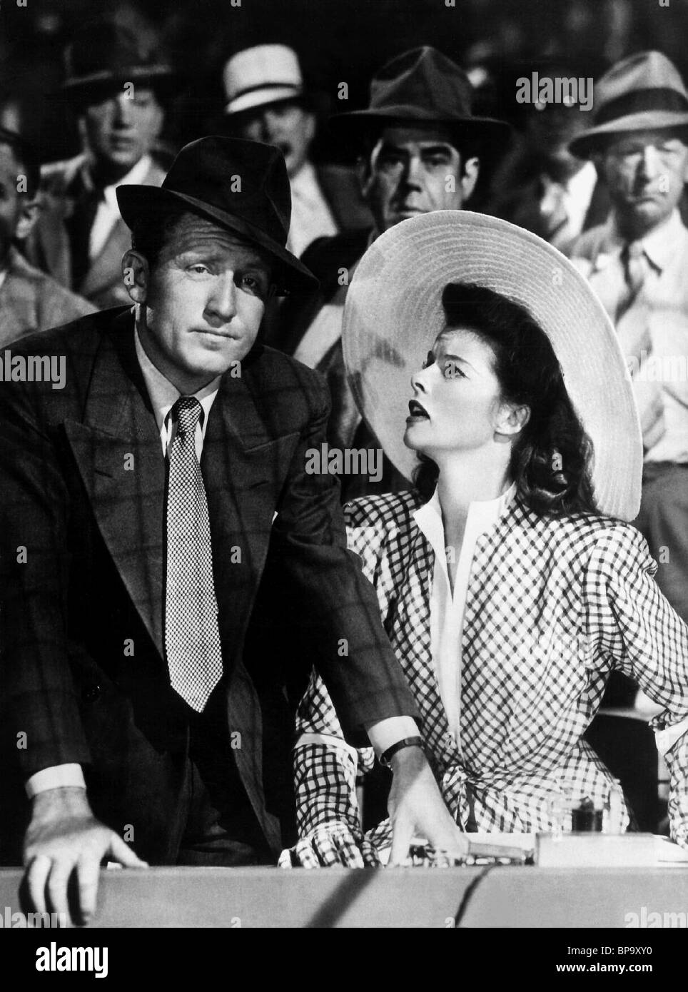 SPENCER TRACY, Katharine Hepburn, FRAU DES JAHRES, 1942 Stockfoto