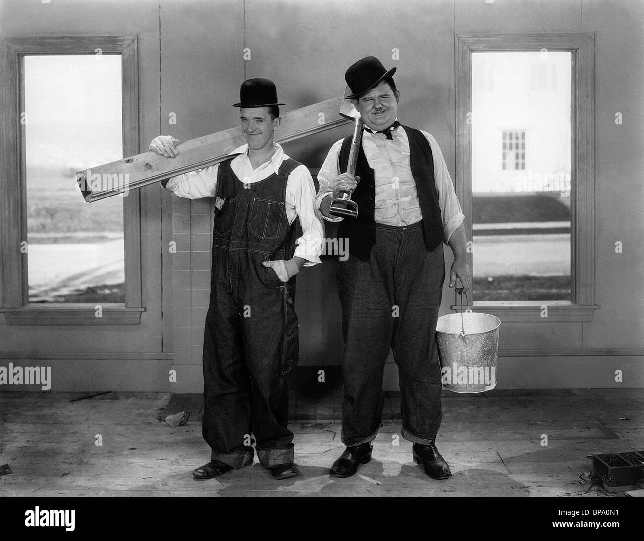 STAN LAUREL, Oliver Hardy, den letzten Schliff, 1928 Stockfoto