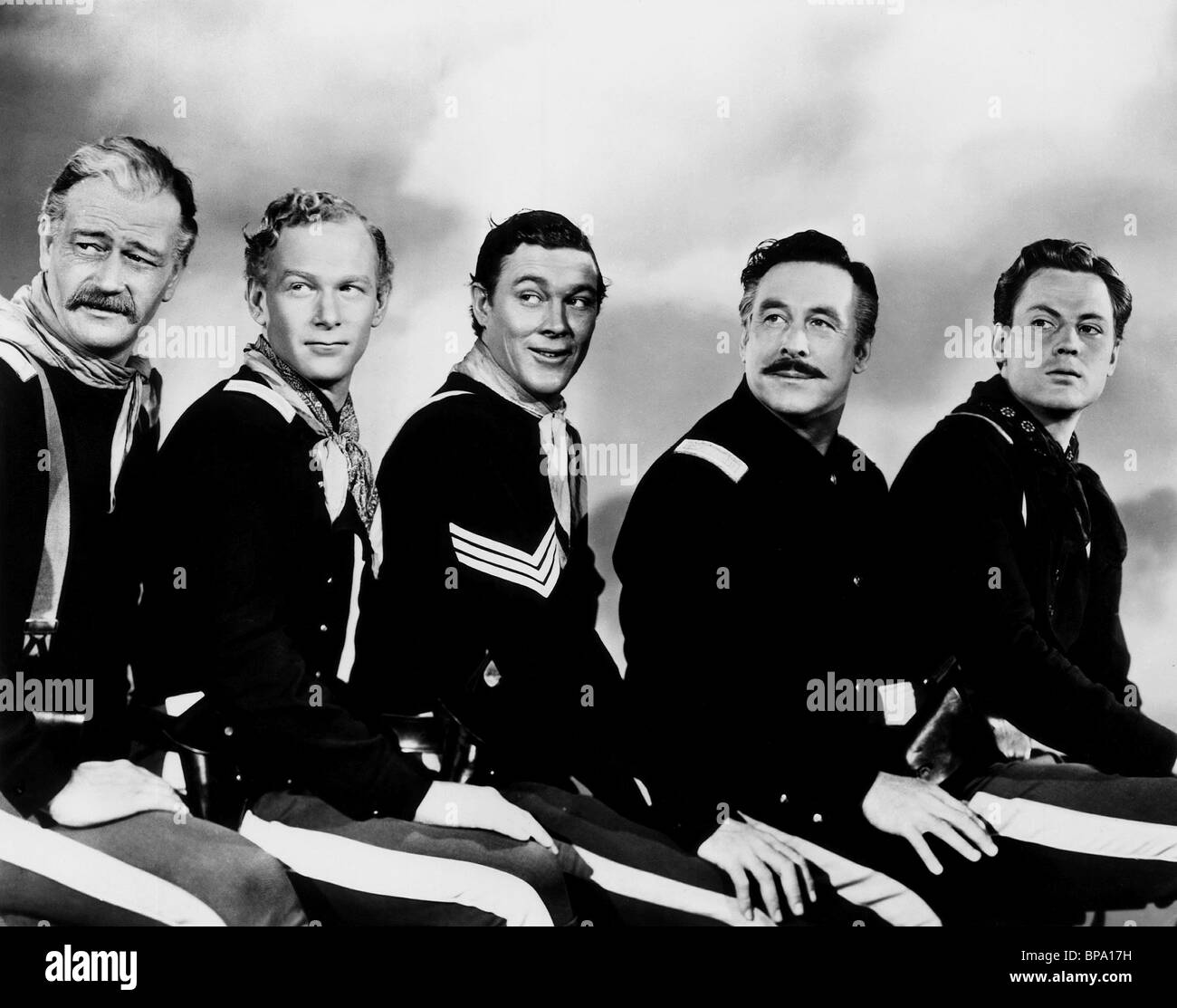 JOHN WAYNE HARRY CAREY JR. BEN JOHNSON JOHN AGAR SIE WORE A YELLOW RIBBON (1949) Stockfoto