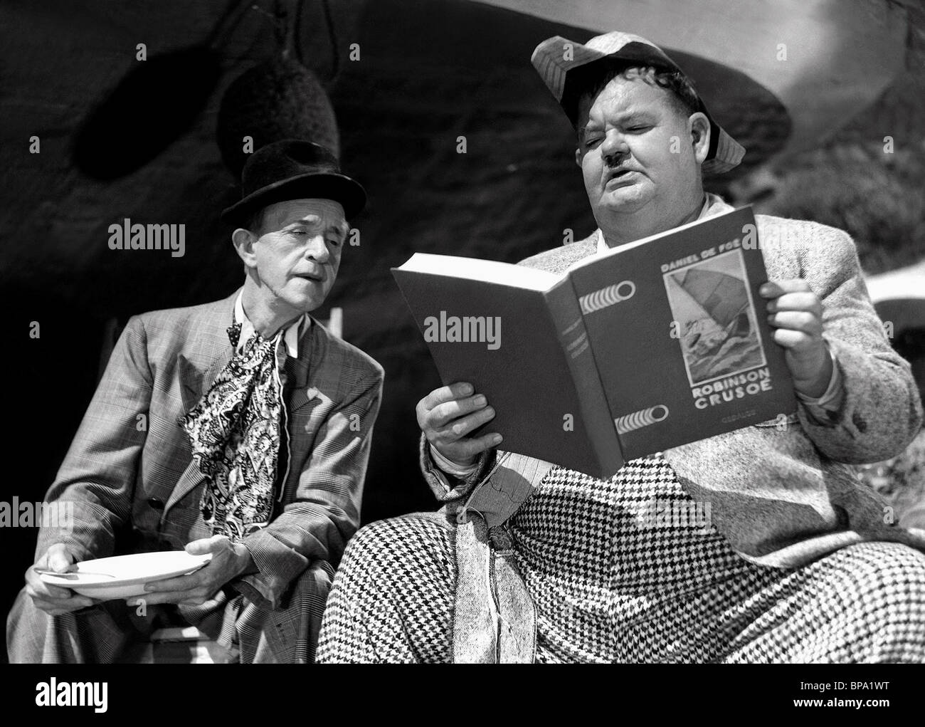 STAN LAUREL, Oliver Hardy, ATOLL K, 1951 Stockfoto