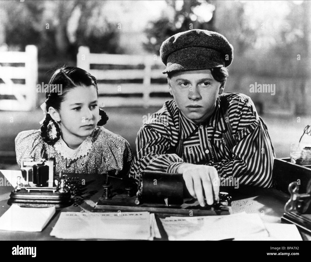 VIRGINIA WEIDLER, MICKEY ROONEY, YOUNG TOM EDISON, 1940 Stockfoto