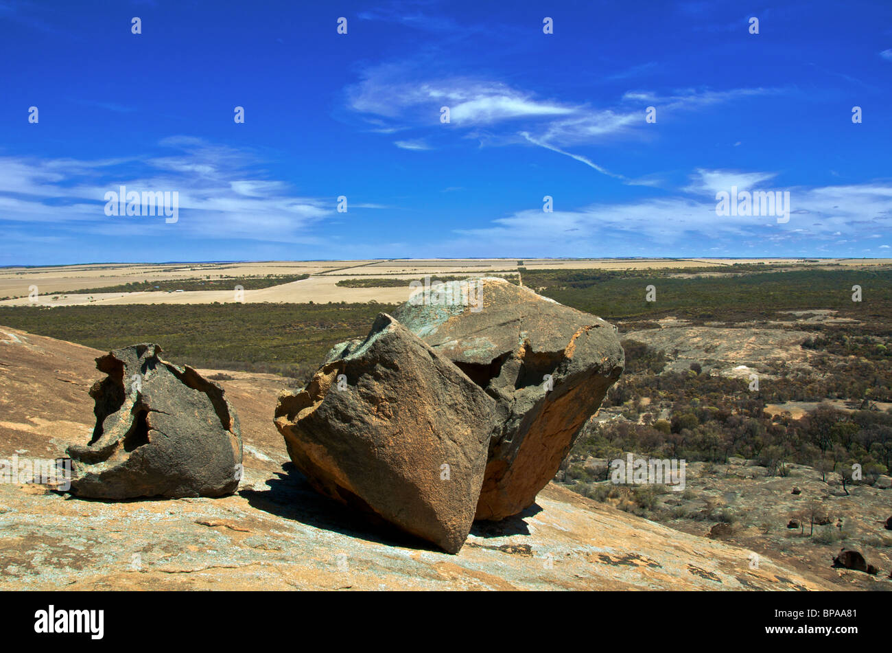 Tafoni auf Kings Felsen in der Nähe von Hyden Western Australia Stockfoto