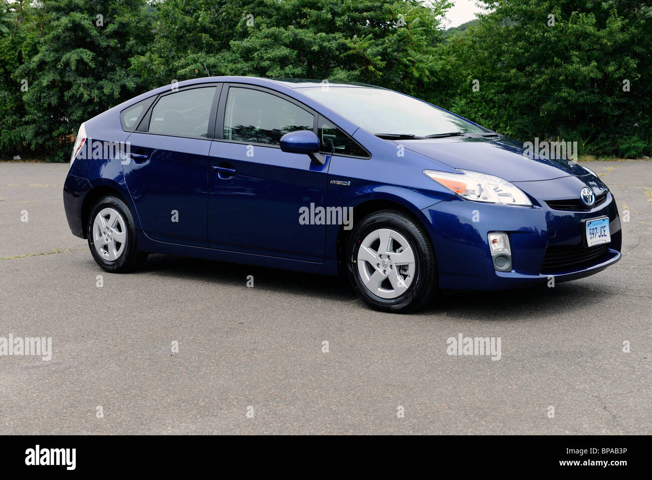 2010 Toyota Prius Hybrid Neuwagen, in Blue Ribbon Metallic-Farbe. 21.08.10 Stockfoto
