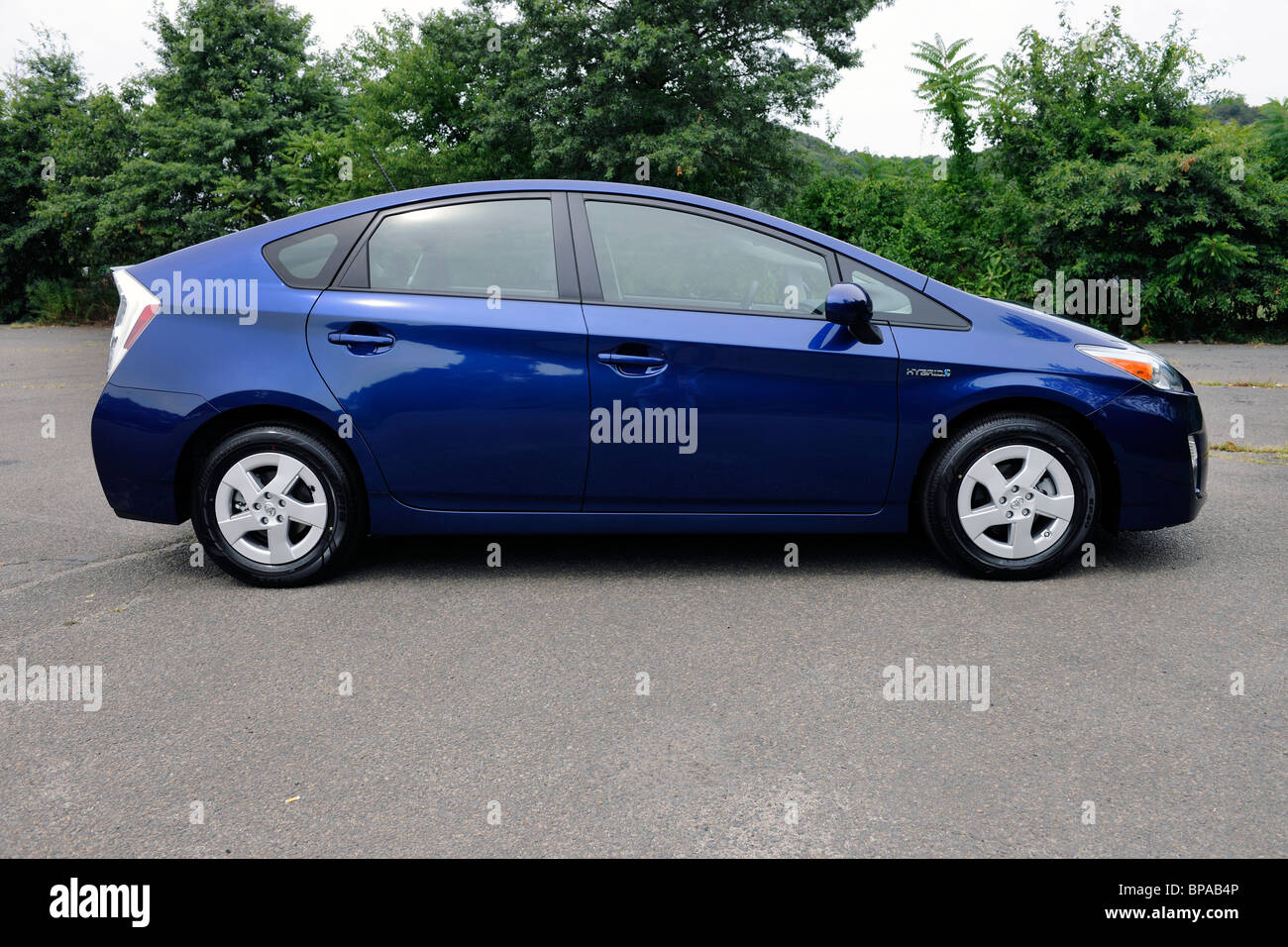2010 Toyota Prius Hybrid Neuwagen, in Blue Ribbon Metallic-Farbe. 21.08.10 Stockfoto