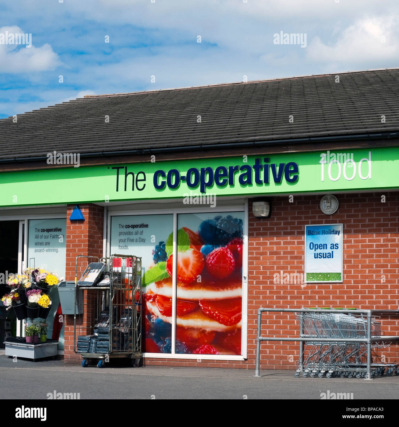 Co-Operative Lebensmittel in Hereford, Herefordshire, England. Exterieur des Co-op-Lebensmittel-Shop. Stockfoto