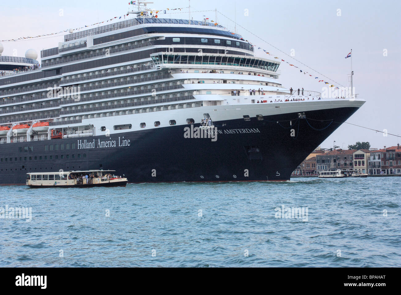 Kreuzfahrtschiff Nieuw Amsterdam Stockfoto