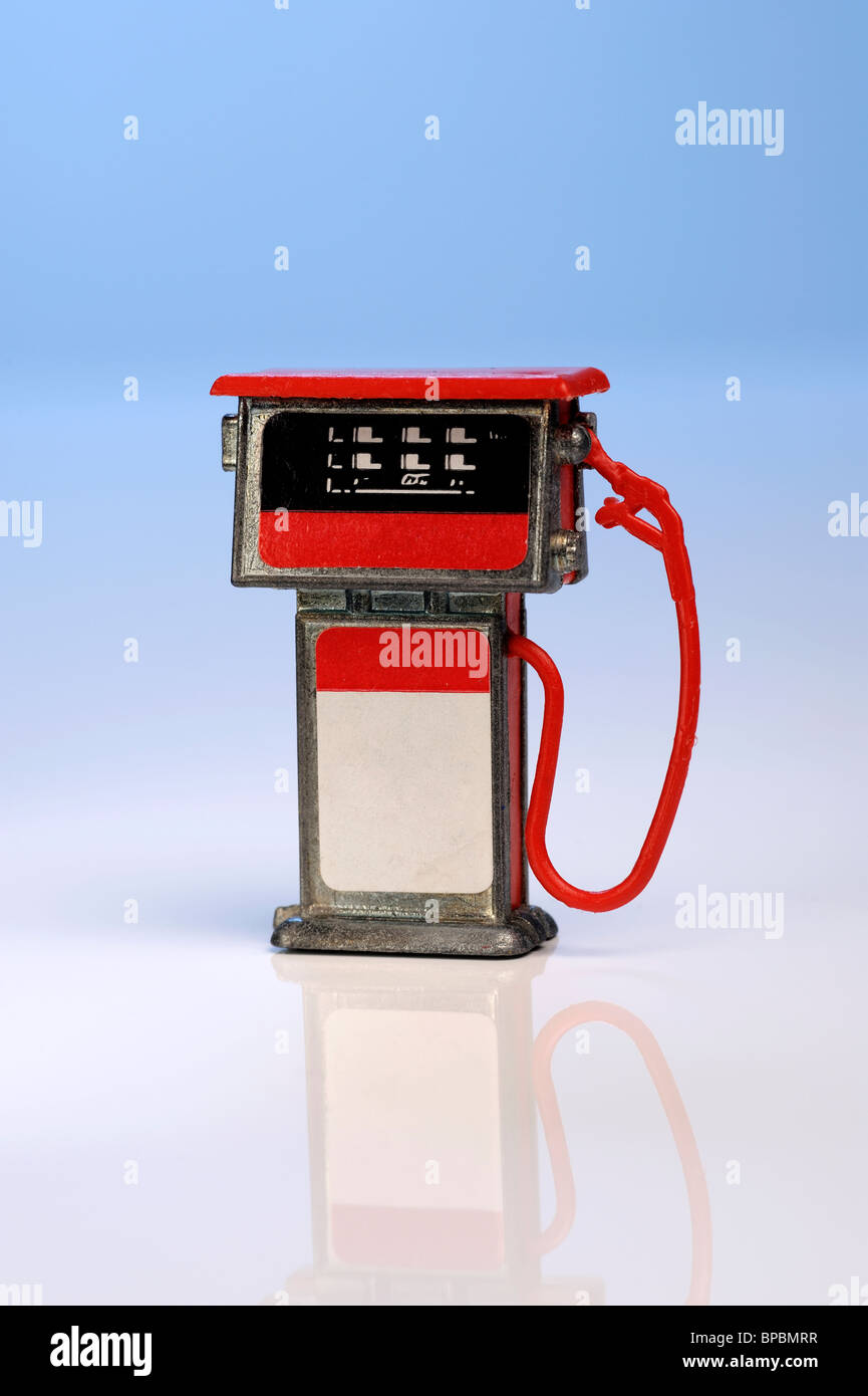 Spielzeug Miniatur-Zapfsäule Stockfoto