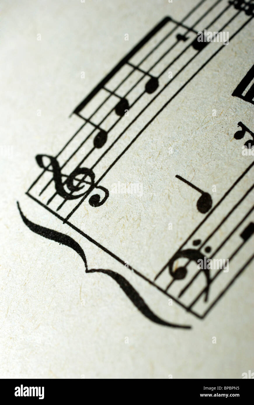 Fragment des sehr alten musikalischen Bogen. Stockfoto