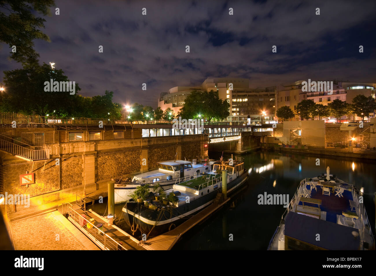Bastille ist eine Station auf den Linien 1, 5 und 8 des Paris Métro Stockfoto