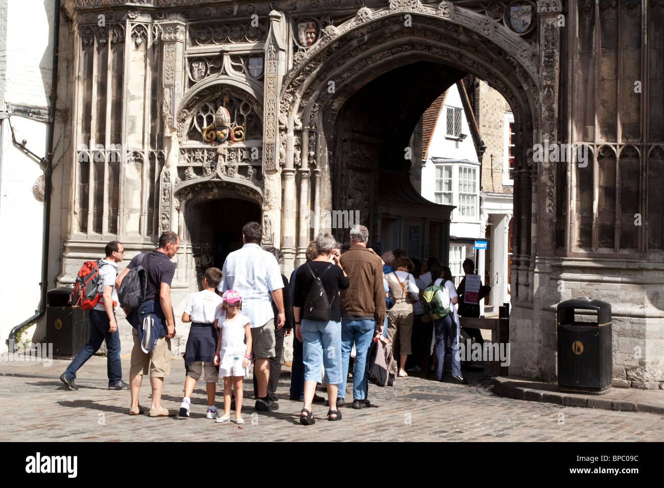 Canterbury England Schlange für die Kathedrale Stockfoto