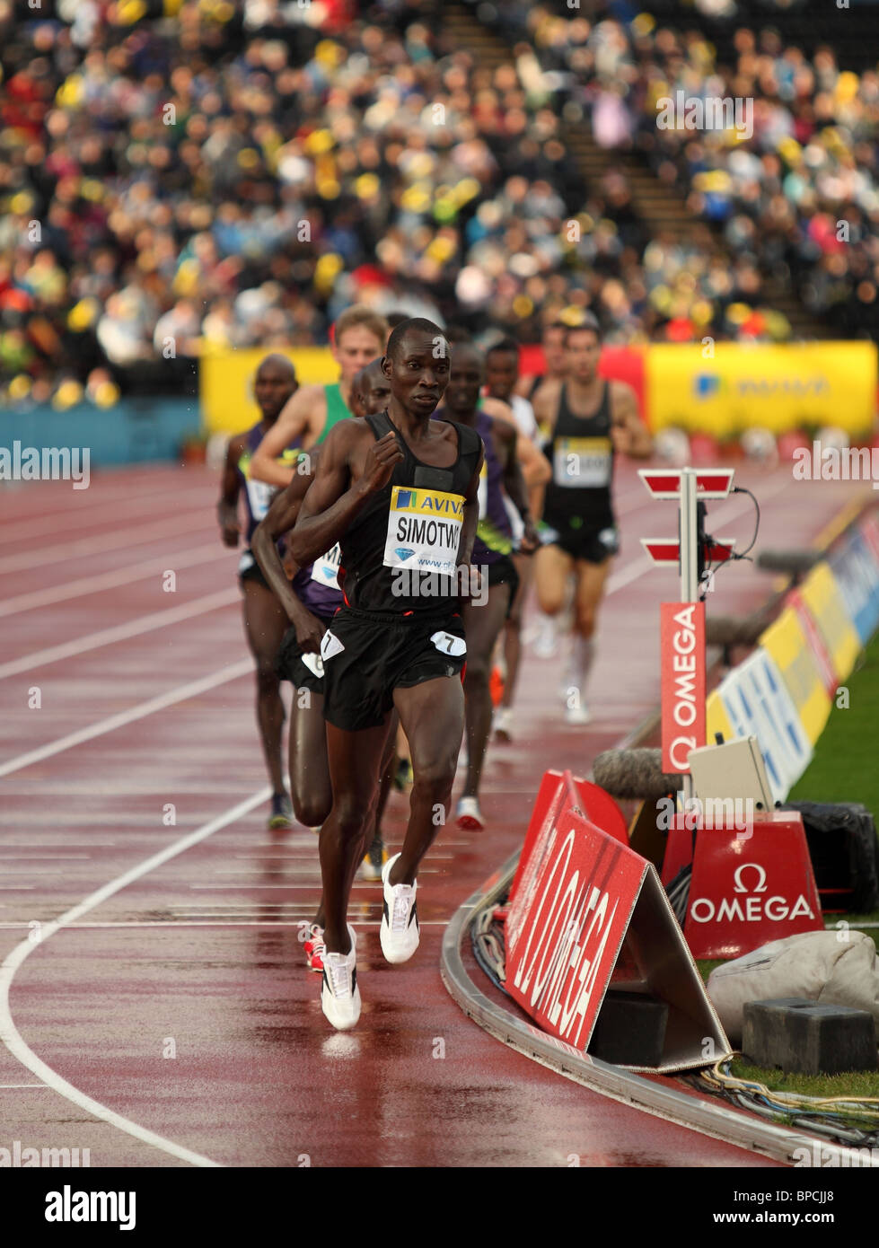SIMOTWO Suleiman Kipses Schrittmacher bei der 3000m Rennen der Männer am Aviva London Grand Prix, Crystal Palace, London. Stockfoto