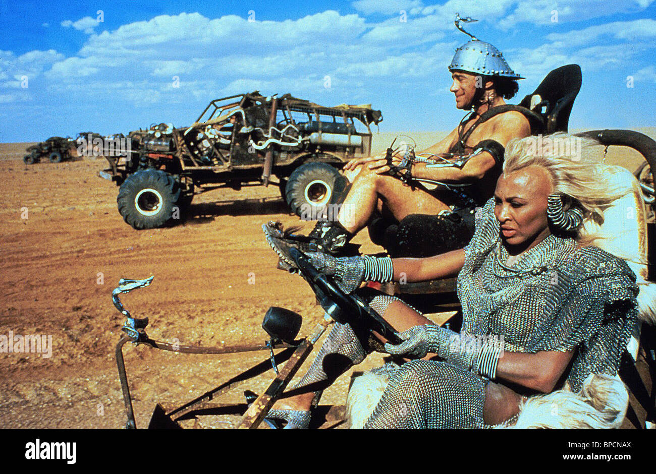 TINA TURNER MAD MAX BEYOND THUNDERDOME; MAD MAX 3 (1985 Stockfotografie