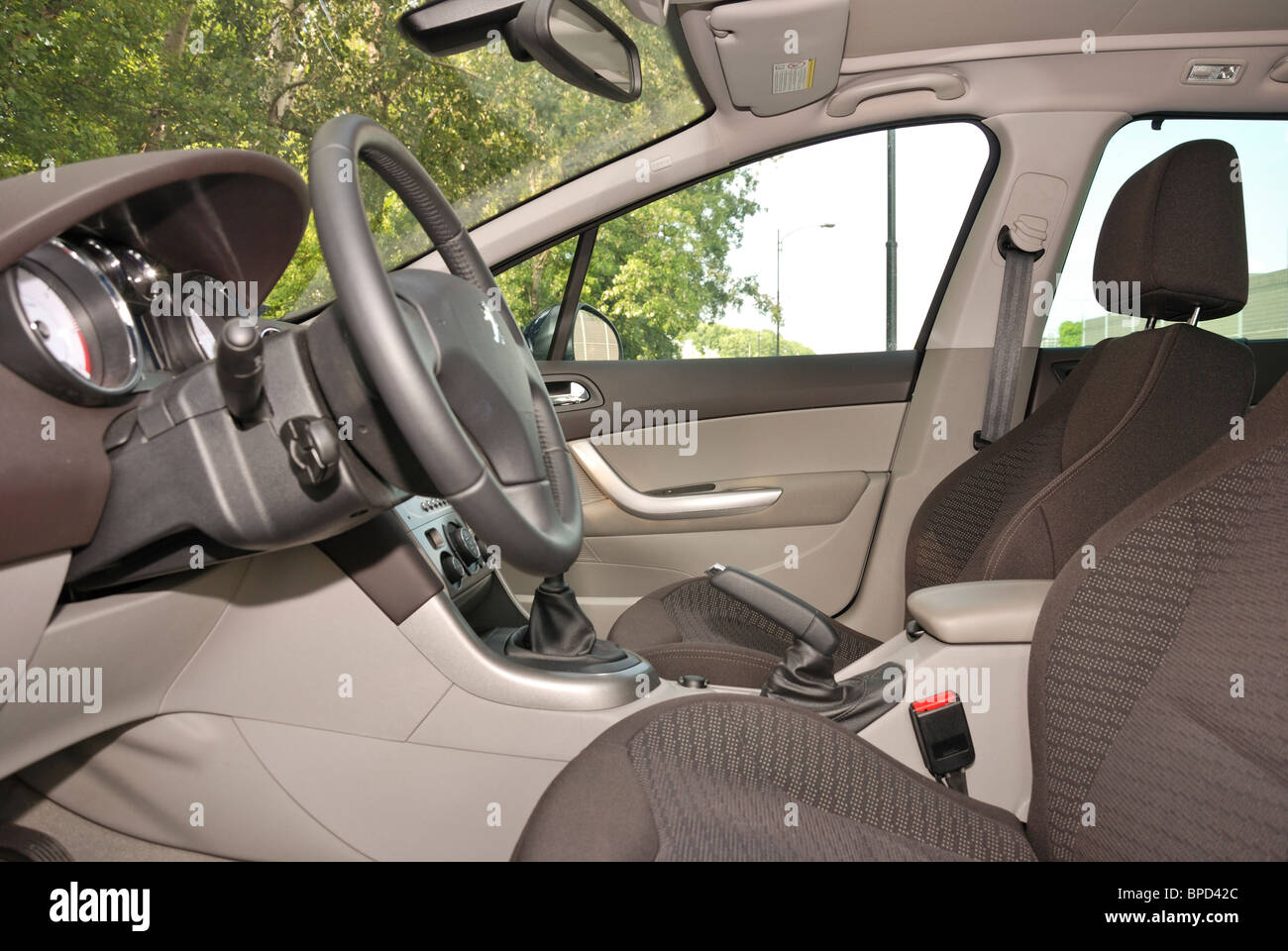 Peugeot 308 SW 1.6 HDI - mein 2010 - dunkelblau metallic ... Peugeot 308 SW 1.6 HDI - mein 2010 - dunkelblau metallic ...