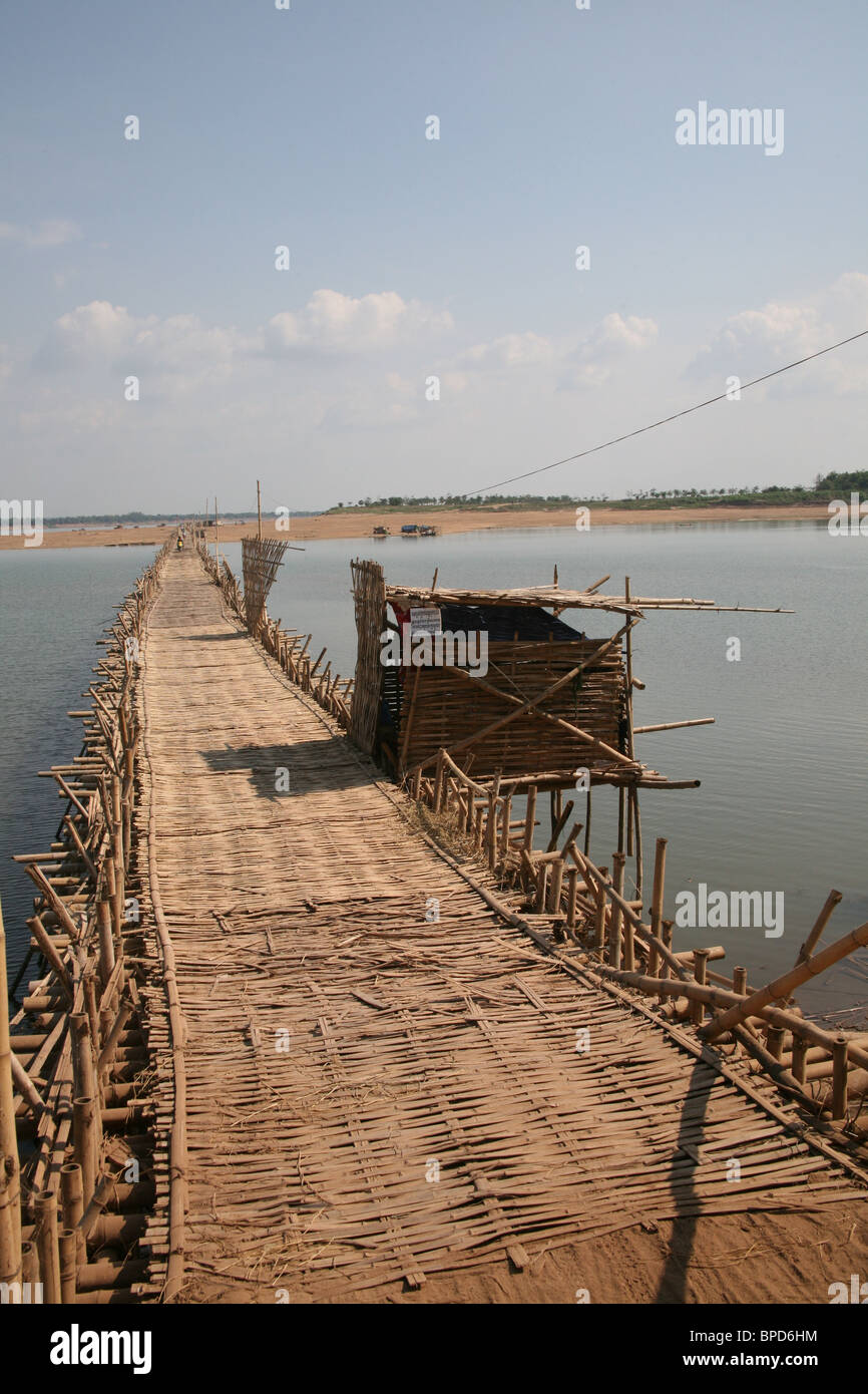 Bambus-Brücke in Kampong Cham, Kambodscha Stockfoto