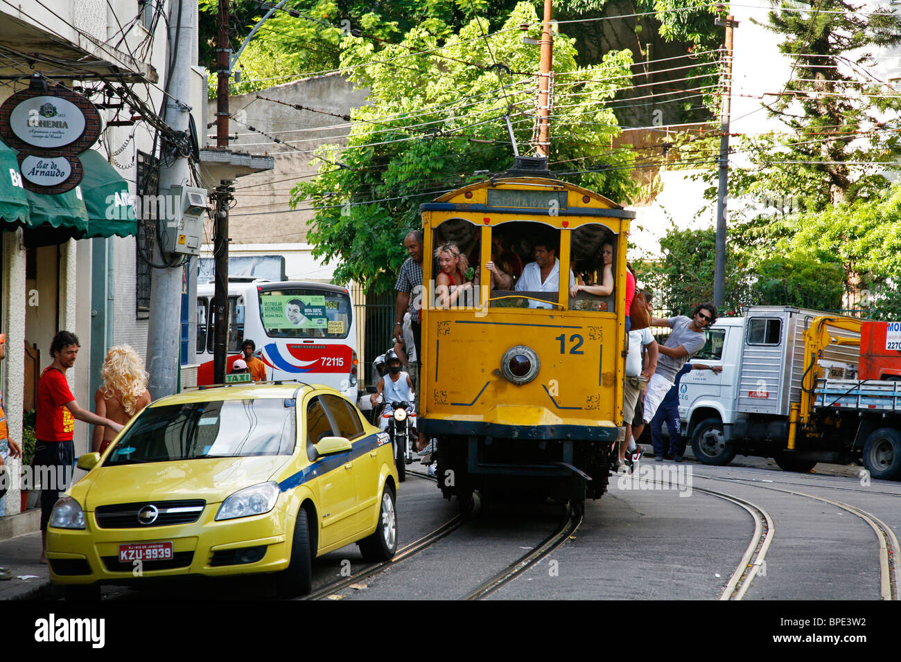 Die Bonde (Trolley) in Santa Teresa, Rio De Janeiro, Brasilien. Stockfoto