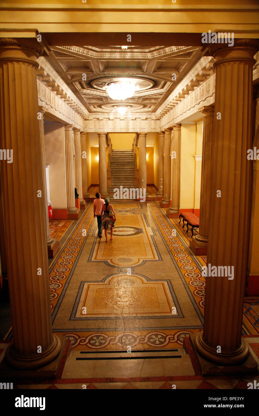 Der Eingang zum Museu Nacional de Belas Artes oder nationalen Museum der schönen Künste, Rio De Janeiro, Brasilien. Stockfoto