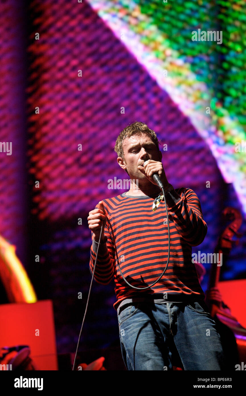 Damon Albarn von Gorillaz bei Glastonbury 2010 Stockfoto