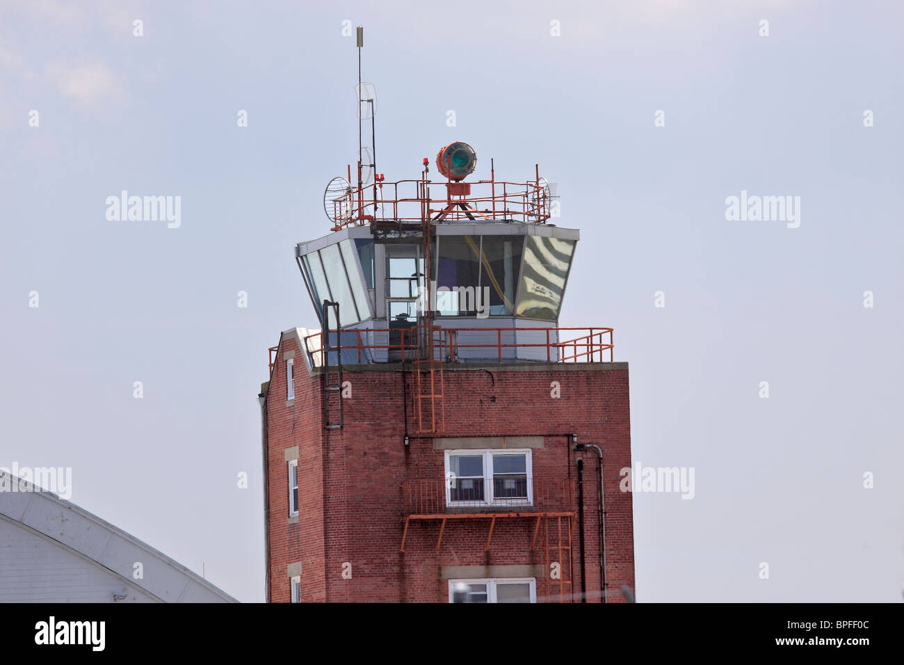 Air Traffic Control Tower Republik Flughafen Farmingdale Long Island NY Stockfoto