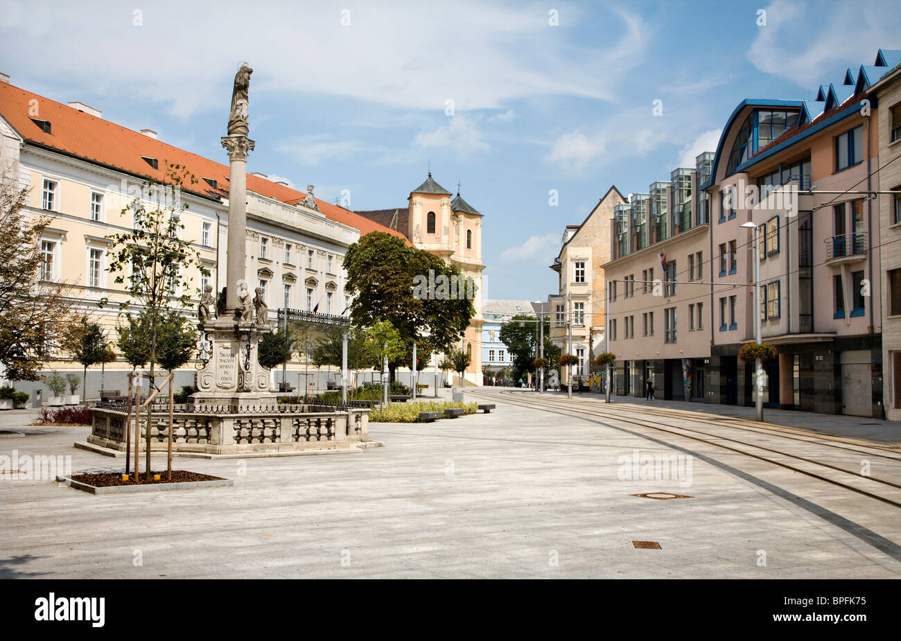 Bratislava - SNP-Platz und Marias barocke Säule Stockfoto