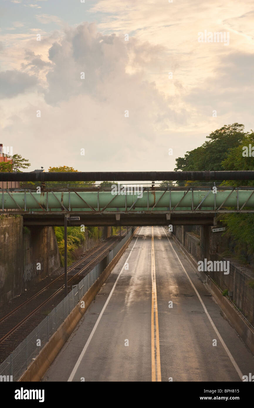 Brücke über eine Straße, Haul Straße, Boston, Suffolk County, Massachusetts, USA Stockfoto