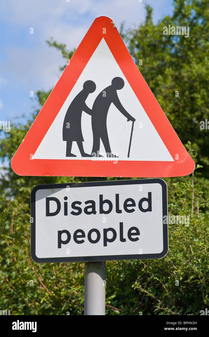 Menschen mit Behinderungen UK Straßenschild Stockfoto