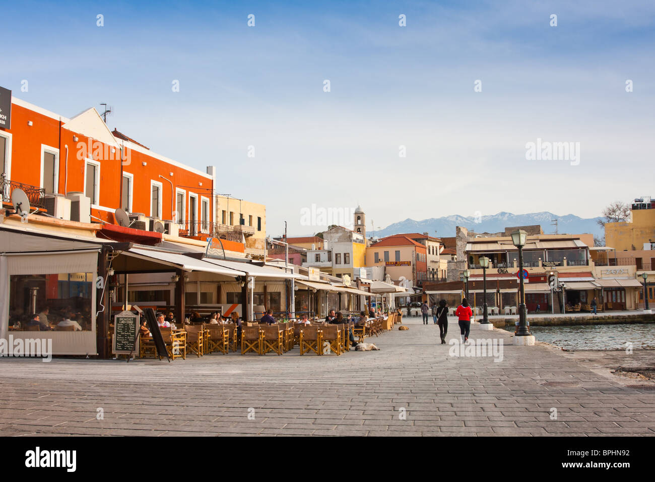 Der alte venezianische Hafen in Chania auf Kreta, Griechenland Stockfoto