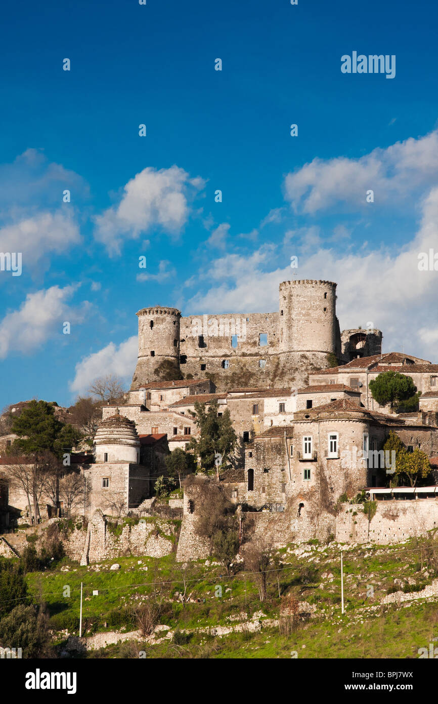 Die Festung von Vairano Patenora in Kampanien, Italien. Stockfoto
