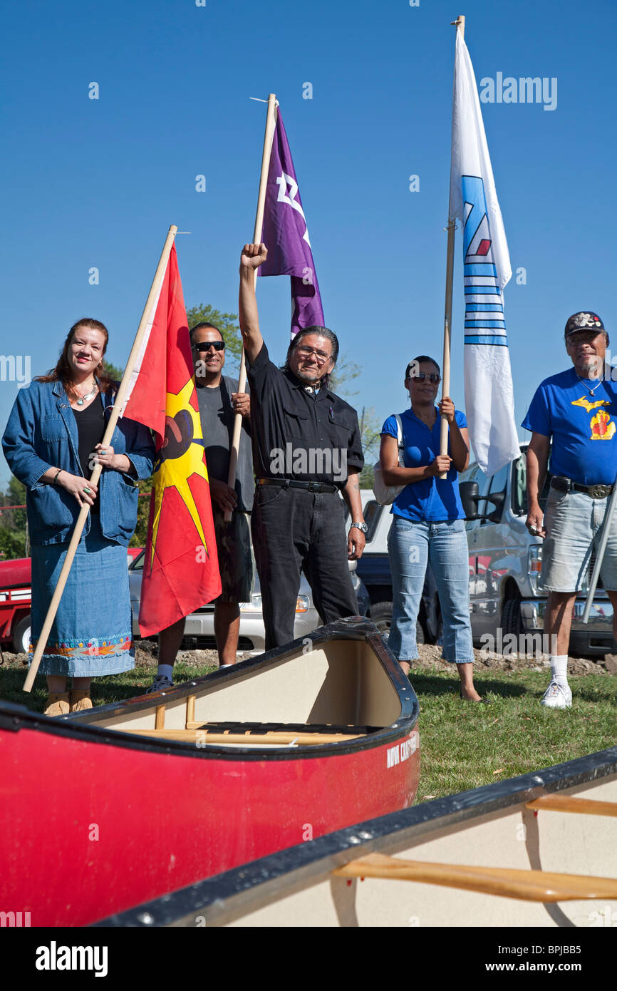 Indianische Bewegung Führer Dennis Banks Stockfoto