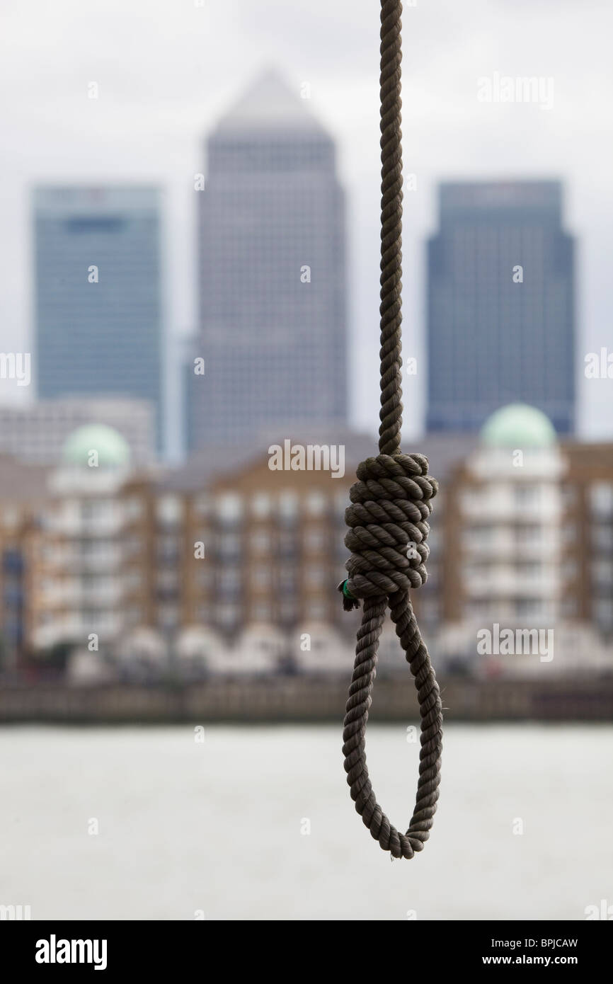 Schlinge hängen vor der Canary Wharf Entwicklung London UK Stockfoto