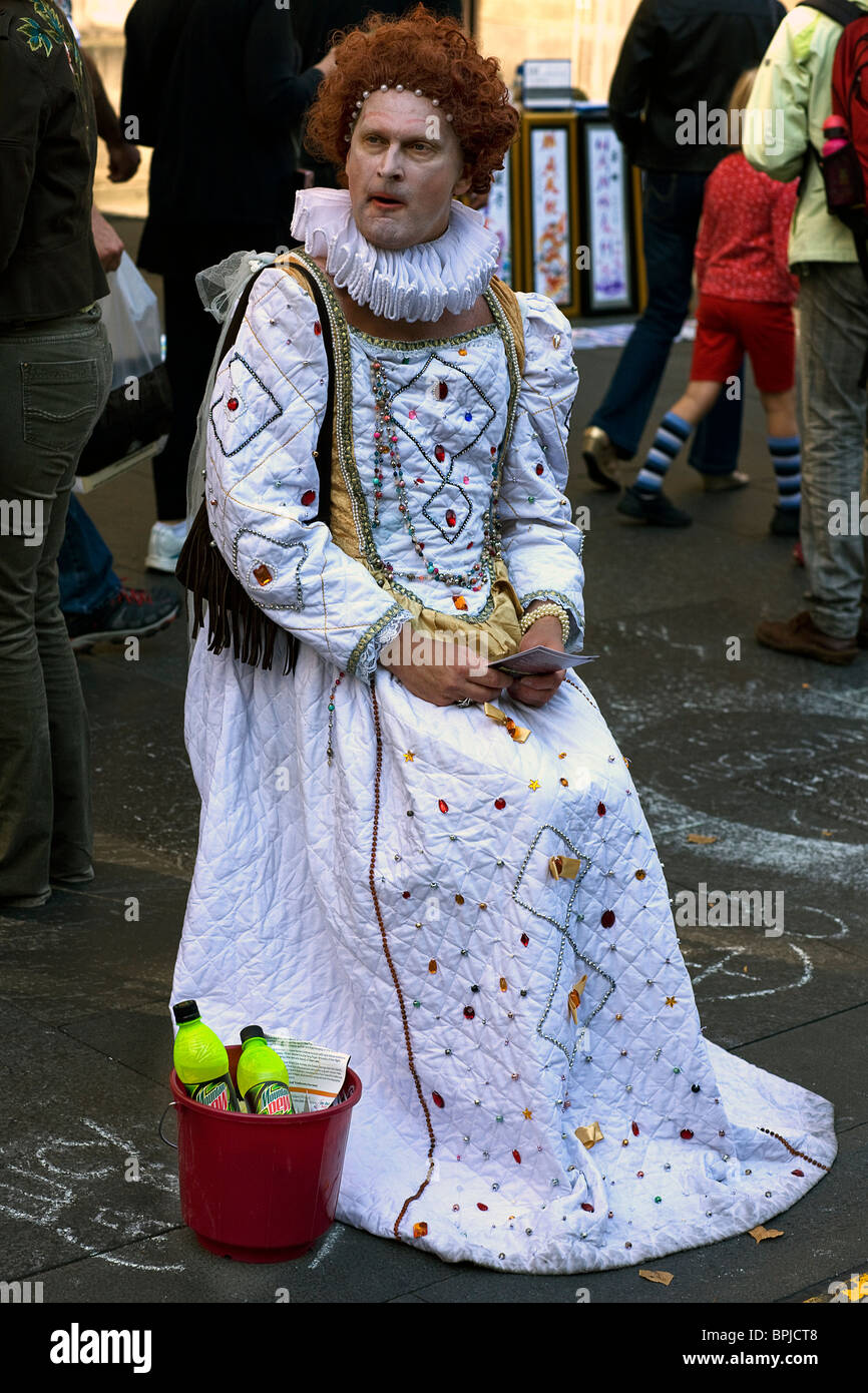 Tudor Figur. Edinburgh Festival. Die fringe.2010 Stockfoto