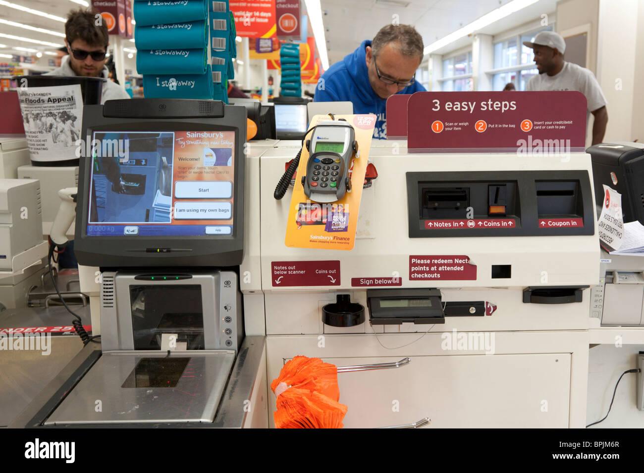 SB-Kasse - Sainsburys - Camden Town - London Stockfoto