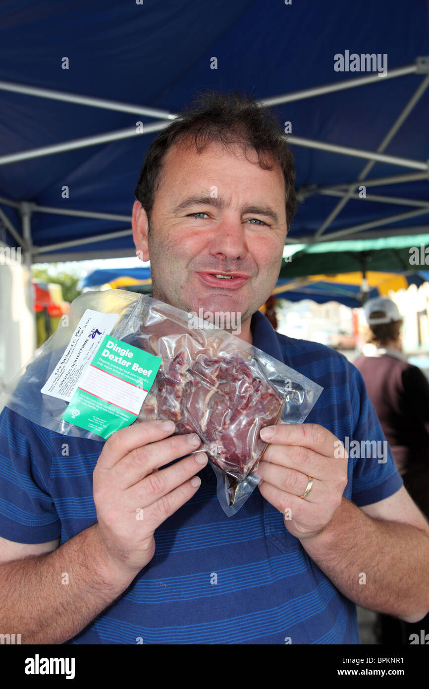 Paddy Fenton, Bio Dexter Rind-Hersteller Dingle Farmers Market, Co. Kerry Stockfoto