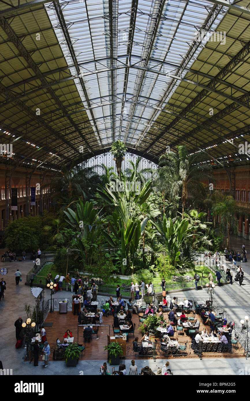 Innenansicht der Bahnhof Atocha, Madrid, Spanien Stockfoto