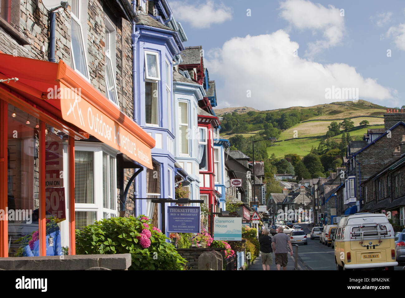 Ein Outdoor-Ausrüstung Shop und Bed And Breakfast in Ambleside, Lake District, Großbritannien. Stockfoto