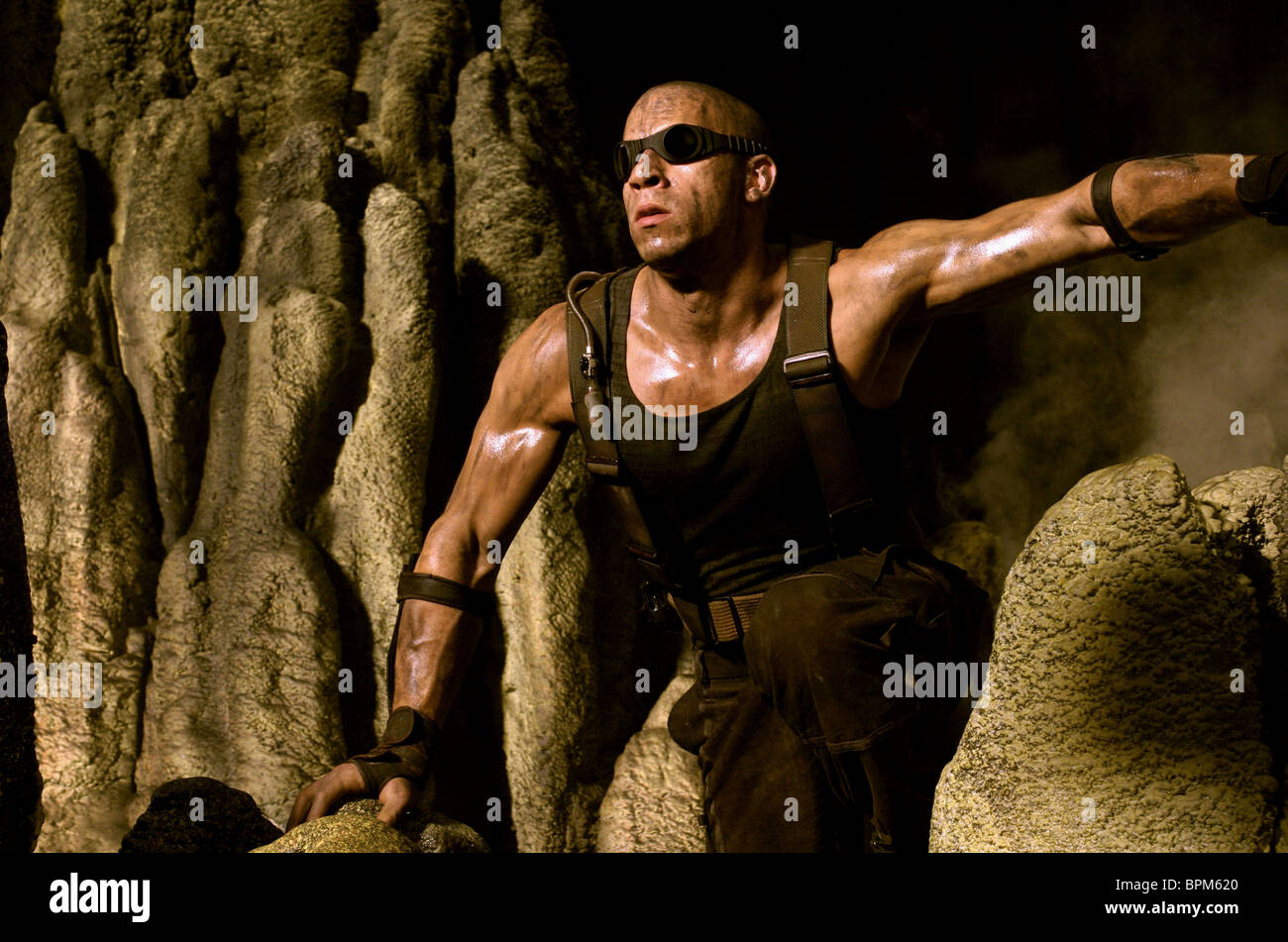 Vin Diesel Pitch Black 2 The Chronicles Of Riddick 2004 Stockfotografie Alamy 4286