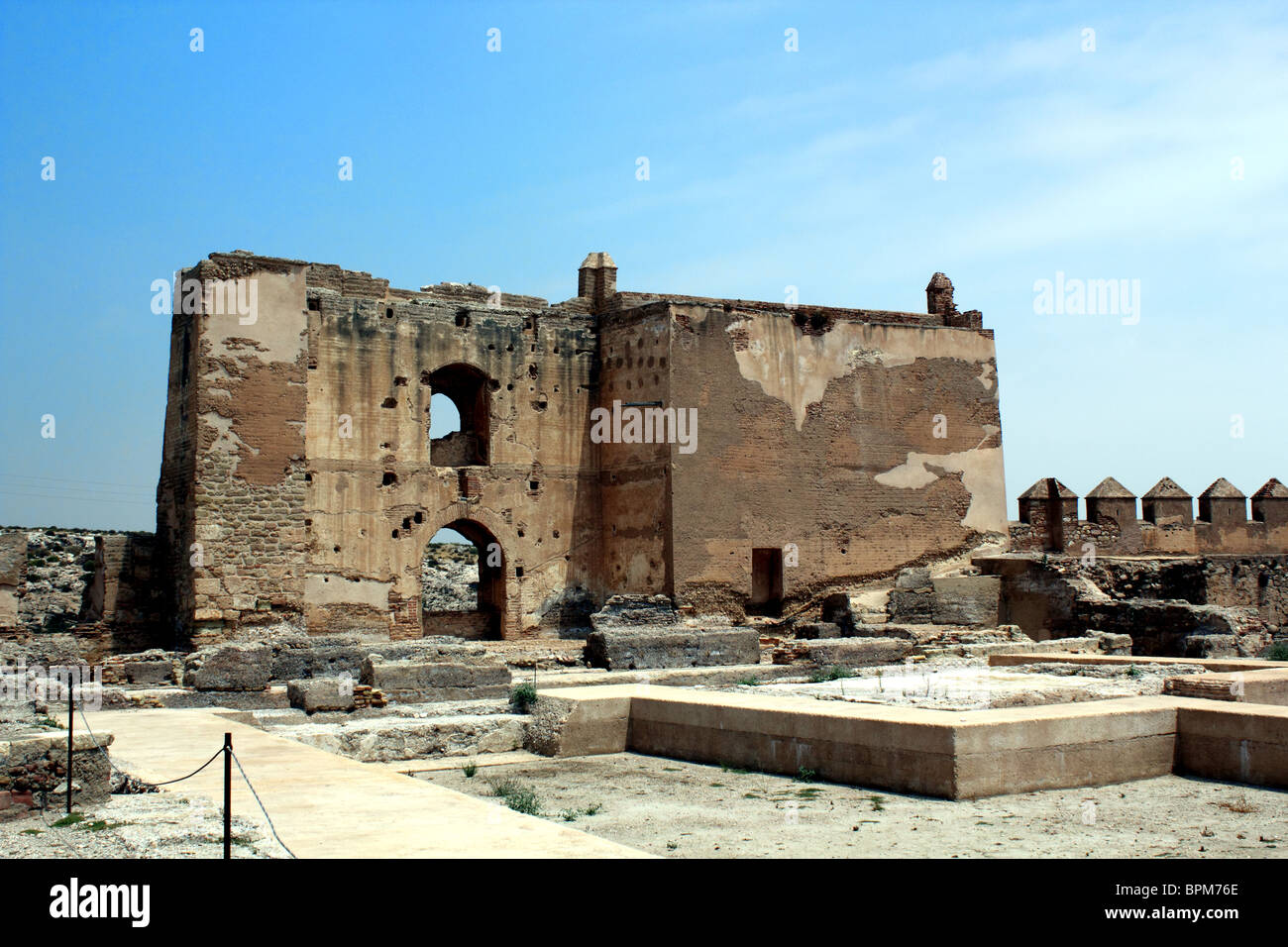 Landschaftsblick auf den Torre De La Odalisca, Teil von la Alcazaba Festung Komplex in Almeria Spanien Stockfoto