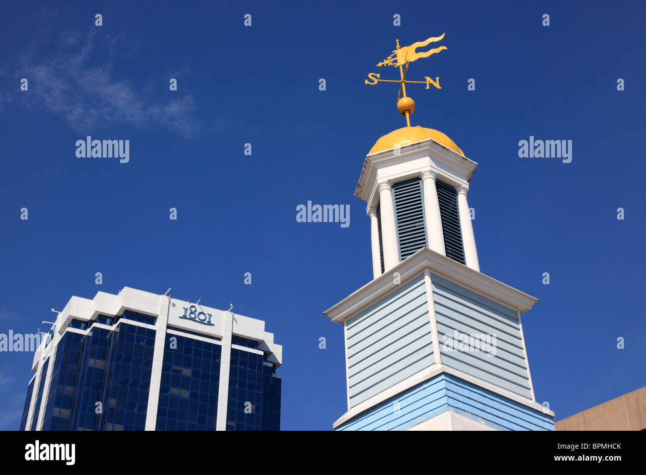 Hafen-Turm oder Naval Dockyard Uhr am Hafen Fuß von Halifax, Nova Scotia, Kanada, Nord-America.Photo von Willy Matheisl Stockfoto