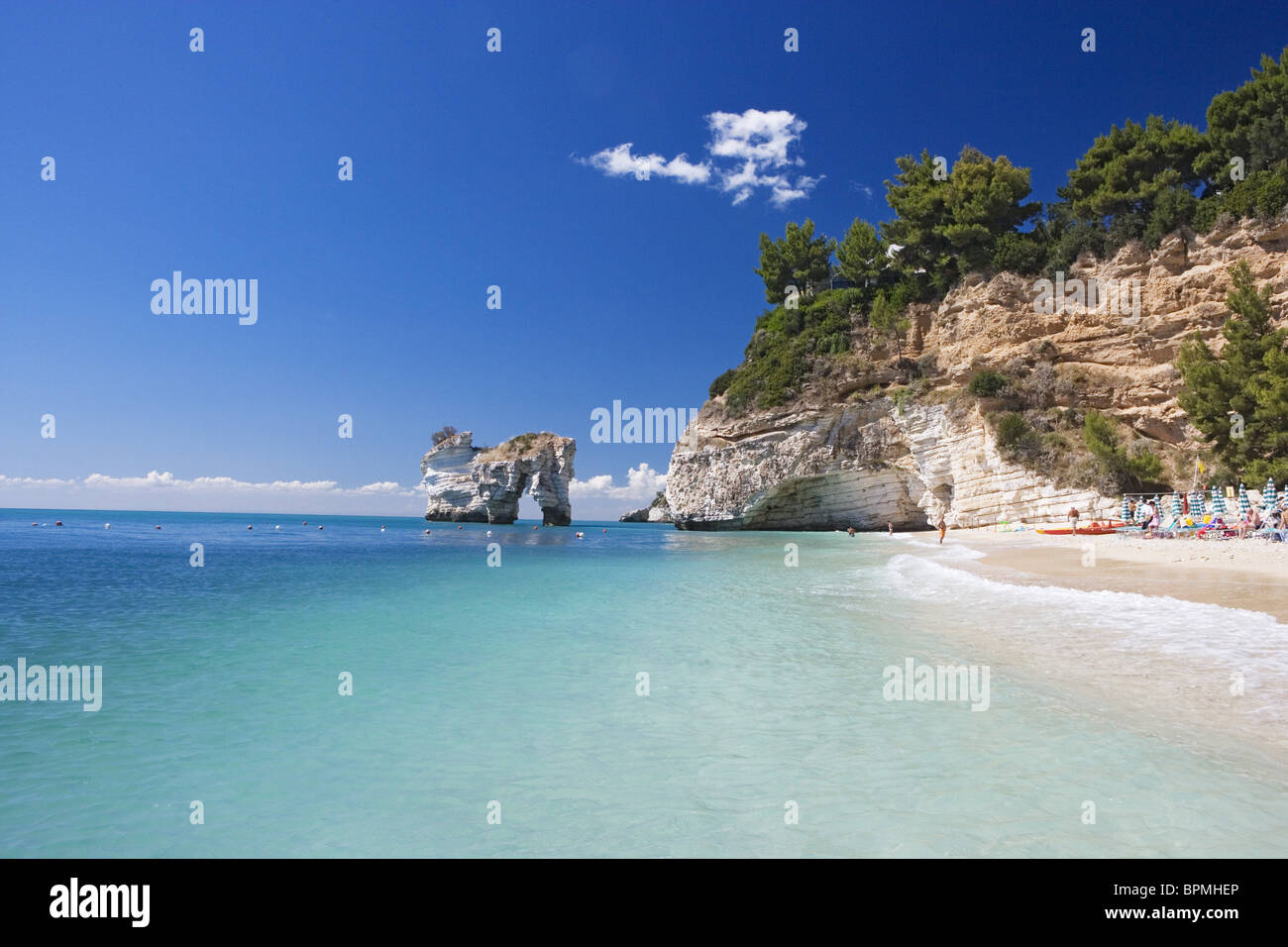 Strand von Baia Delle Zagare Resort, Gargano, Apulien, Italien Stockfoto