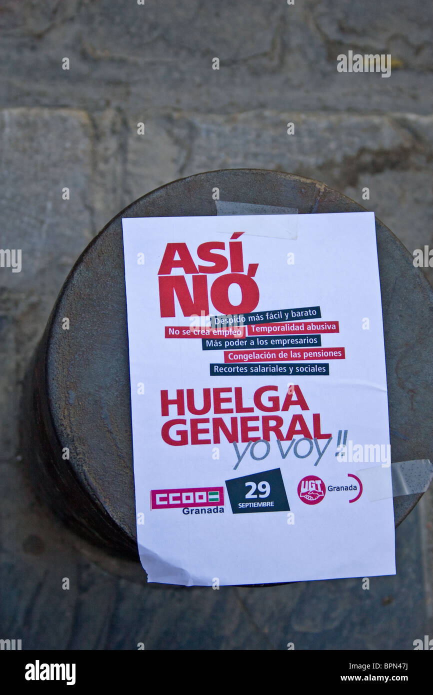 Plakat zur nationalen Generalstreik aufgerufen durch Gewerkschaften CCOO und UGT, Granada, Spanien Stockfoto