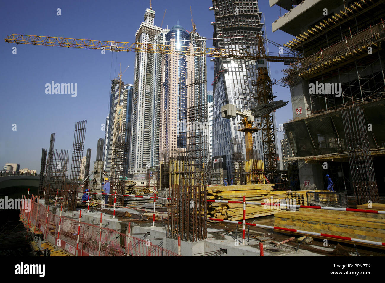 Baustellen in Dubai Marina, Dubai, Vereinigte Arabische Emirate, Vereinigte Arabische Emirate, Naher Osten, Asien Stockfoto