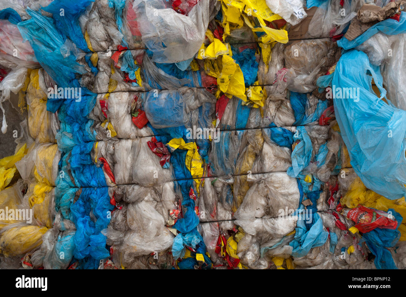 Ballensilage Plastiktüten für das recycling in einer Recyclinganlage Stockfoto