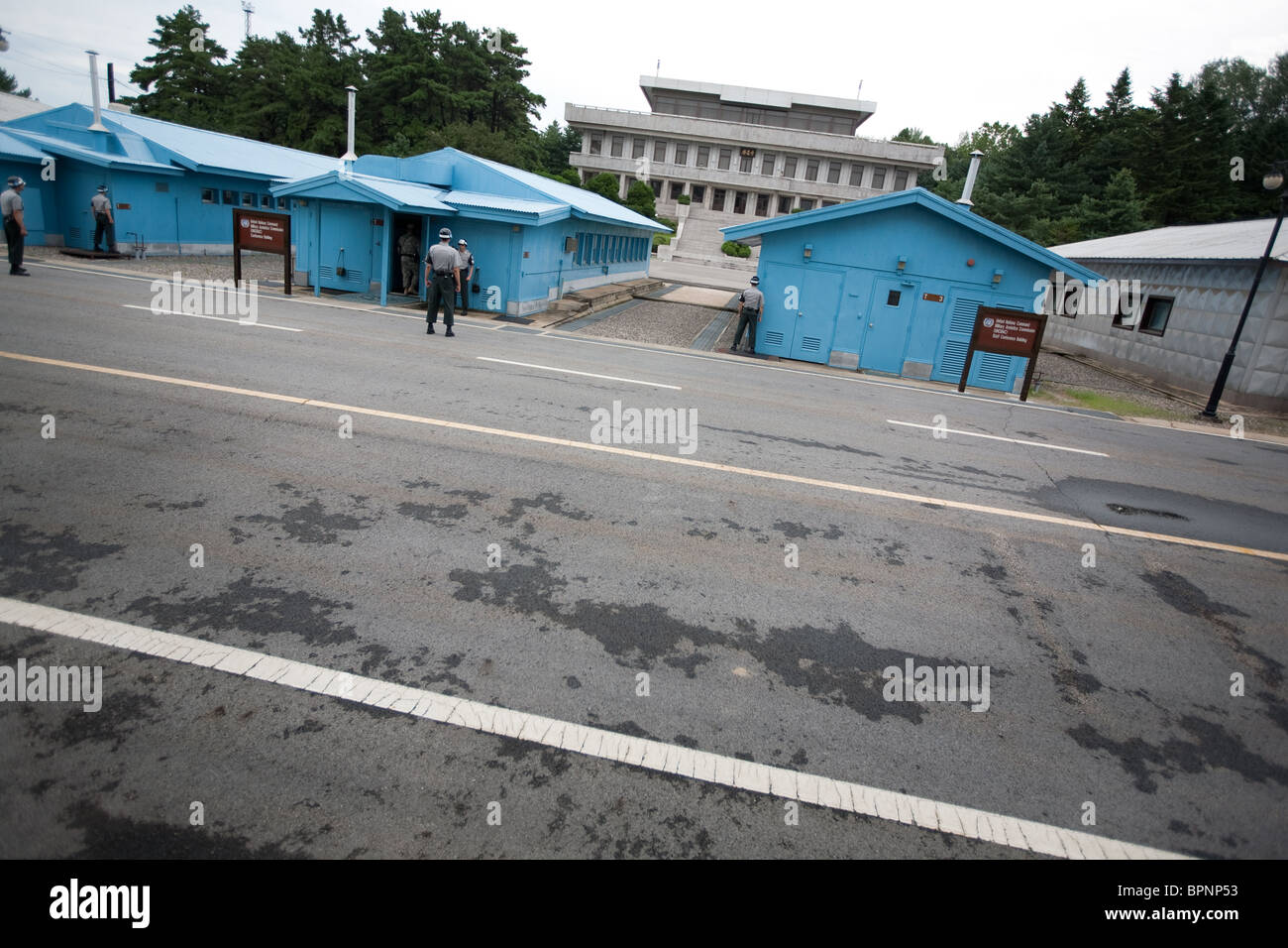 die demilitarisierte Zone (DMZ) zwischen Süd- und Nordkorea, 2010. Die DMZ befindet sich auf der 38. parallel. Stockfoto