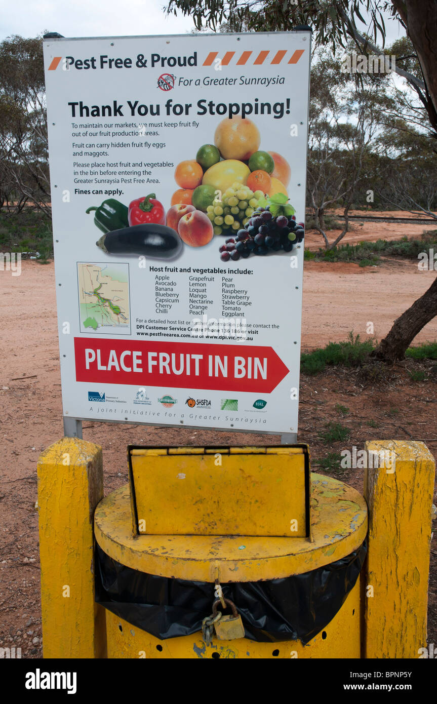 Fruchtfliege Quarantäne in Australien an einer Landesgrenze zwischen Victoria und New South Wales Stockfoto