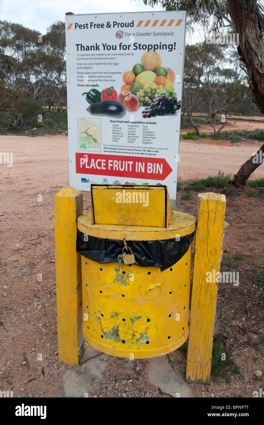 Fruchtfliege Quarantäne in Australien an einer Landesgrenze zwischen Victoria und New South Wales Stockfoto