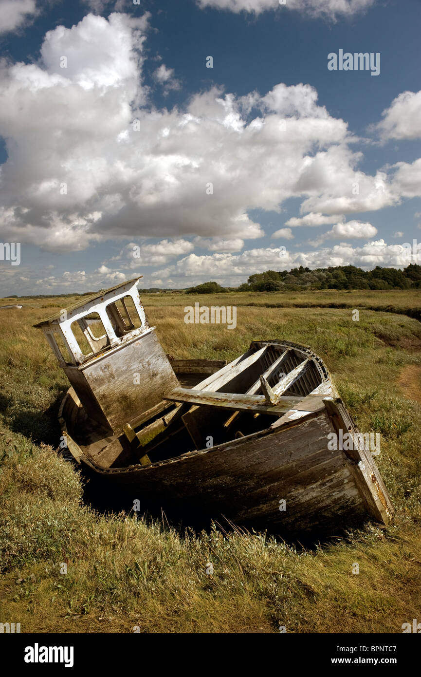 Fäulnis Fischerboot an Dornweiler Norfolk in england Stockfoto