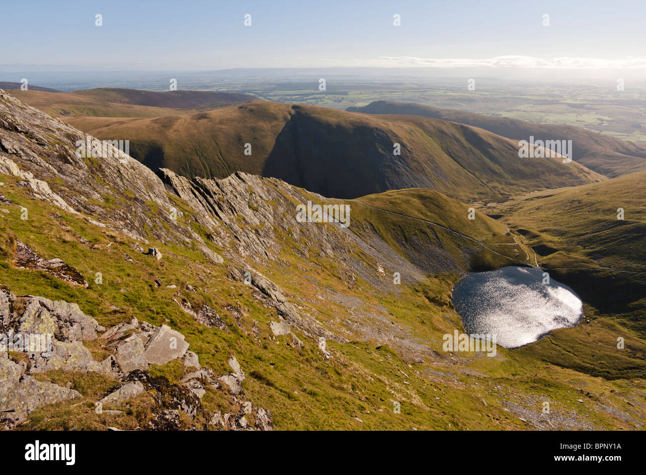 Scharfe Kante & Skalen Tarn, Blencathra, Cumbria Stockfoto