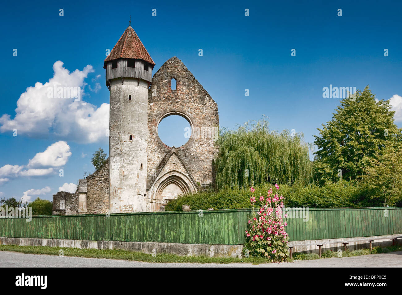 Die Zisterzienserkirche in Carta Dorf, Sibiu Grafschaft, Rumänien. Stockfoto