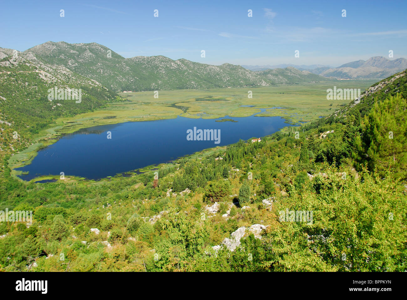 Kroatien. Ein Blick auf das Neretva-Delta in der Nähe von Ploče in Süddalmatien, wie aus der Kroatien - Bosnien Grenze gesehen. Stockfoto