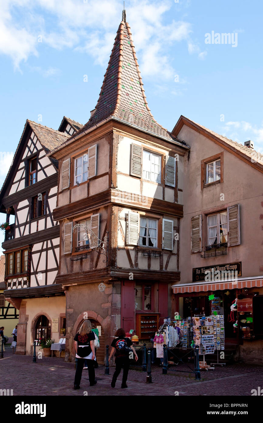 Altes Fachwerk-Haus Stockfoto